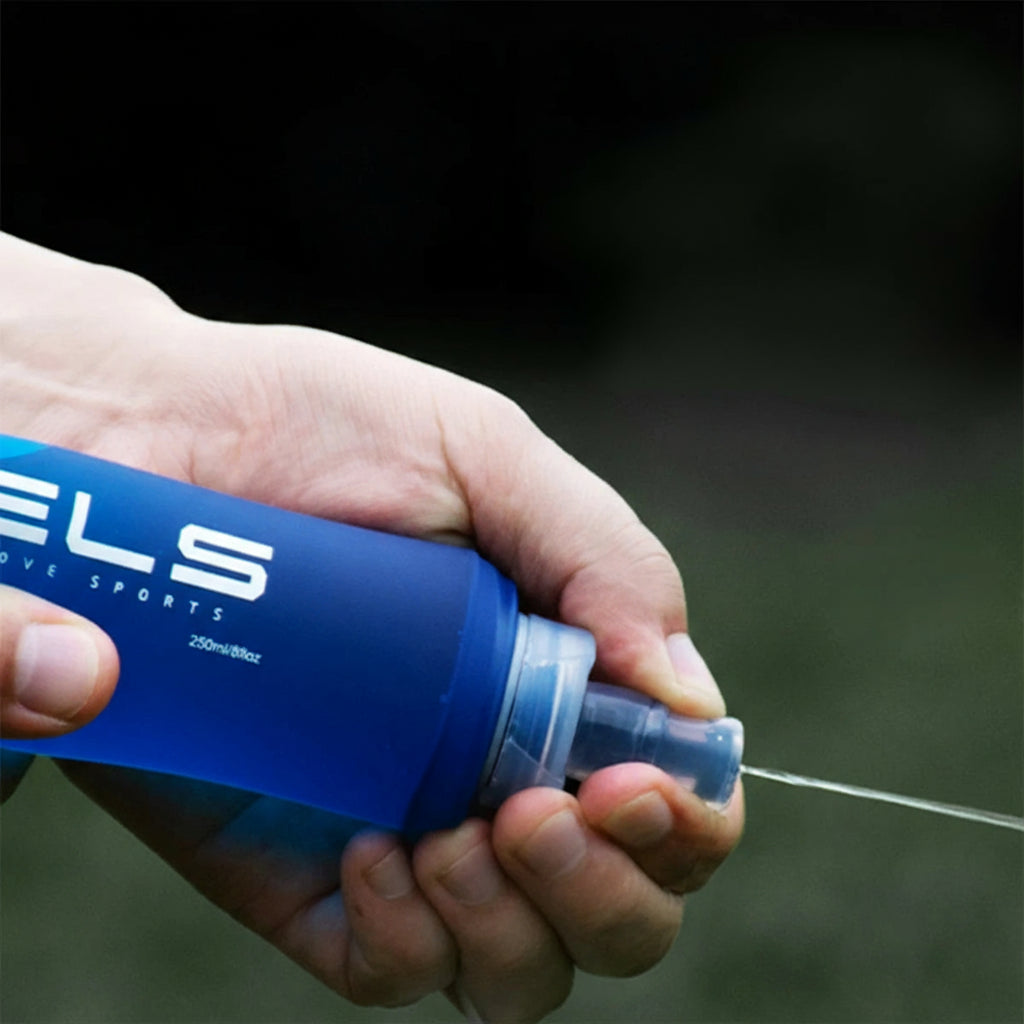 Gourde Pliable en Silicone BLEU FONCÉ 150ml / 250ml / 500ml – Bouteille Souple Réutilisable pour Sport, Running & Voyage